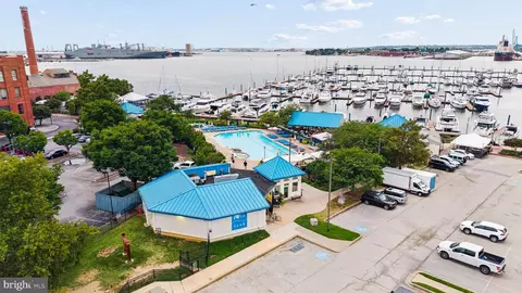 Exterior - 2702 Lighthouse Pt E #629, Baltimore, MD 21224 photo 5 of 5