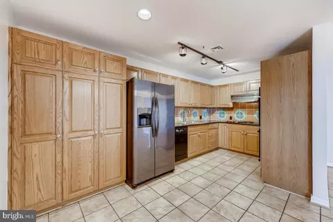 Kitchen - 10 E Lee St #2608, Baltimore, MD 21202 photo 1 of 5