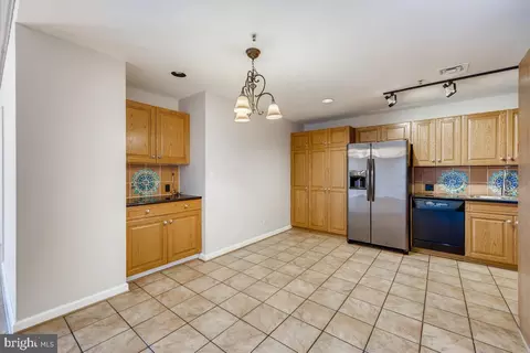 Kitchen - 10 E Lee St #2608, Baltimore, MD 21202 photo 5 of 5
