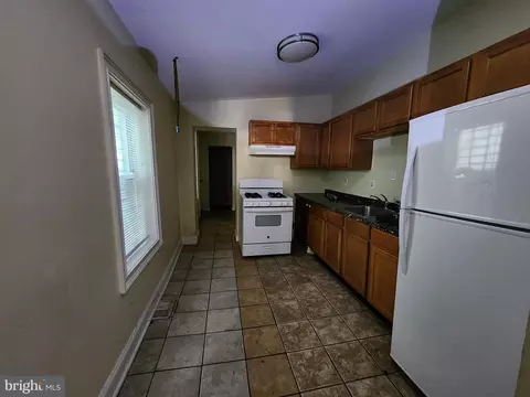 Entry Way - 1310 W Pratt St, Baltimore, MD 21223 photo 1 of 4