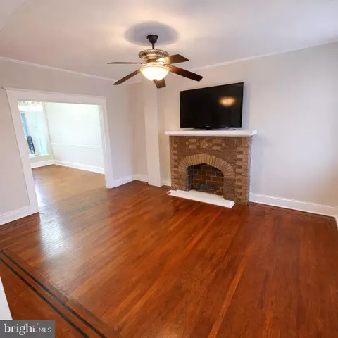 Living - 658 Dumbarton Ave, Baltimore, MD 21218 photo 1 of 1
