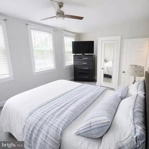 Bedroom - 658 Dumbarton Ave, Baltimore, MD 21218 photo 1 of 4