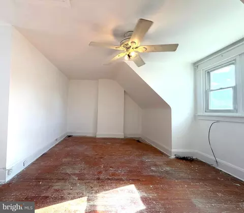 Bedroom - 641 N Augusta Ave, Baltimore, MD 21229 photo 6 of 8