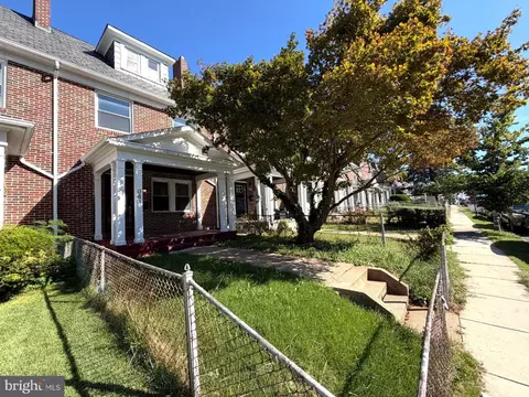 Exterior - 641 N Augusta Ave, Baltimore, MD 21229 photo 2 of 7