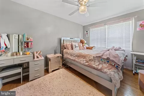 Bedroom - 1130 Cedarcroft Rd, Baltimore, MD 21239 photo 4 of 6