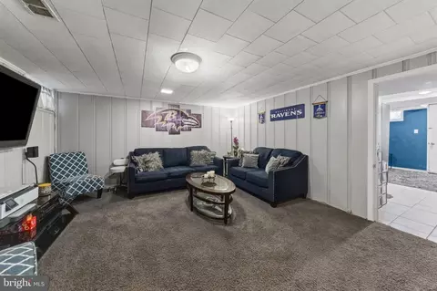 Entry Way - 1130 Cedarcroft Rd, Baltimore, MD 21239 photo 2 of 2