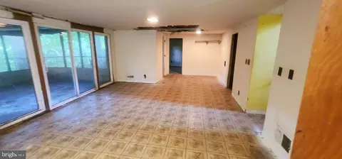Entry Way - Undisclosed, Baltimore, MD 21209 photo 11 of 12