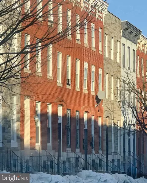 944 Harlem Ave, Baltimore, MD 21217 photo 3