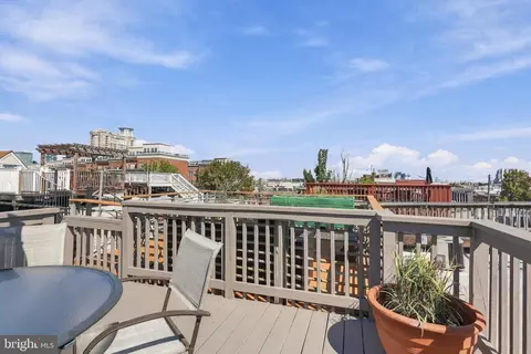Exterior - 434 E Clement St E, Baltimore, MD 21230 photo 3 of 9