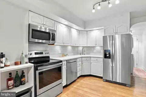 Kitchen - 434 E Clement St E, Baltimore, MD 21230 photo 2 of 4