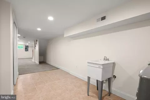 Entry Way - Undisclosed, Baltimore, MD 21223 photo 2 of 2