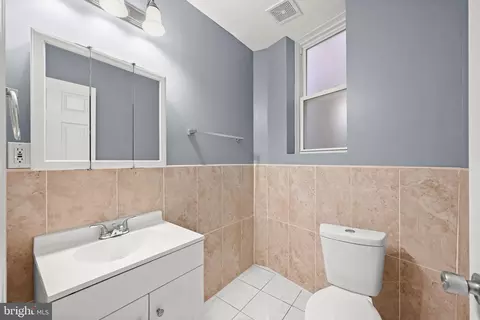 Bath - Undisclosed, Baltimore, MD 21223 photo 1 of 3