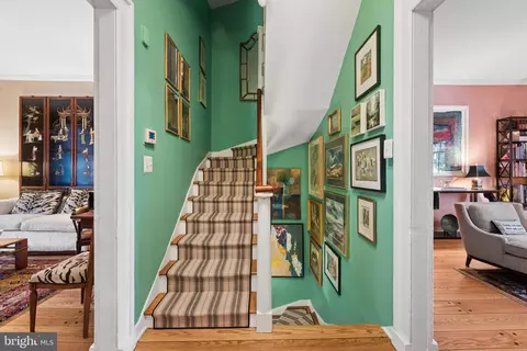 Entry Way - 12 W Hamilton St, Baltimore, MD 21201 photo 3 of 6