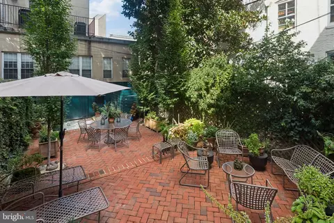 Exterior - 12 W Hamilton St, Baltimore, MD 21201 photo 2 of 6