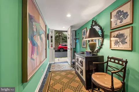 Entry Way - 12 W Hamilton St, Baltimore, MD 21201 photo 2 of 6