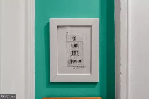 Entry Way - 12 W Hamilton St, Baltimore, MD 21201 photo 5 of 6