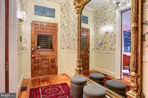 Entry Way - 1505 Park Ave, Baltimore, MD 21217 photo 2 of 7