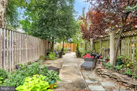 Exterior - 1505 Park Ave, Baltimore, MD 21217 photo 6 of 9