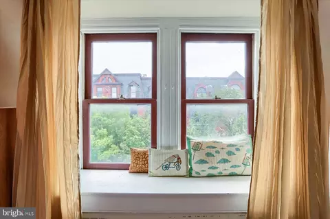 Bedroom - 1505 Park Ave, Baltimore, MD 21217 photo 7 of 9