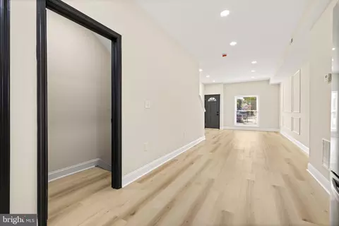 Entry Way - 3232 E Lombard St E, Baltimore, MD 21224 photo 2 of 14