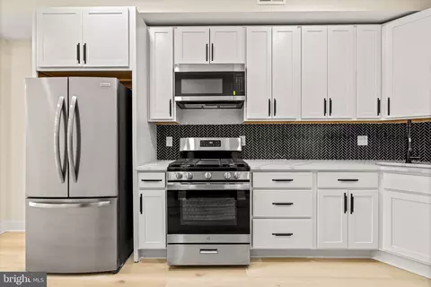 Kitchen - 3232 E Lombard St E, Baltimore, MD 21224 photo 1 of 1