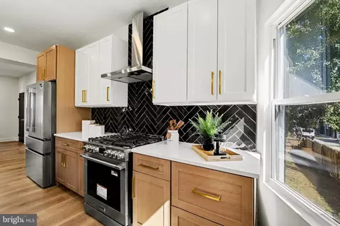 Kitchen - 3606 Fairview Ave, Baltimore, MD 21216 photo 2 of 2