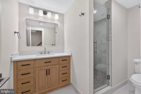 Bath - 909 Eastern Ave, Baltimore, MD 21202 photo 1 of 4