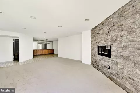 Living - 3041 Fallstaff Rd #505D, Baltimore, MD 21209 photo 5 of 6