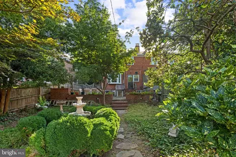 Exterior - 4208 Westview Rd, Baltimore, MD 21218 photo 4 of 4