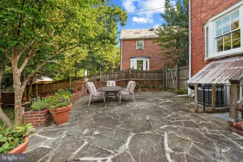 Exterior - 4208 Westview Rd, Baltimore, MD 21218 photo 2 of 4