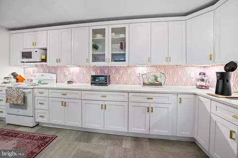 Kitchen - Undisclosed, Baltimore, MD 21202 photo 3 of 4