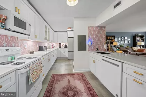 Kitchen - Undisclosed, Baltimore, MD 21202 photo 4 of 4