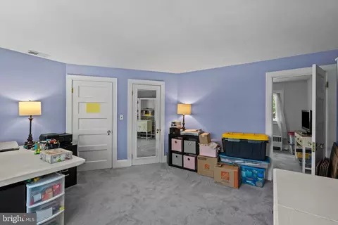 Bedroom - 400 Bretton Pl, Baltimore, MD 21218 photo 4 of 14