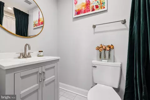 Bath - 2327 W Lanvale St, Baltimore, MD 21216 photo 3 of 3