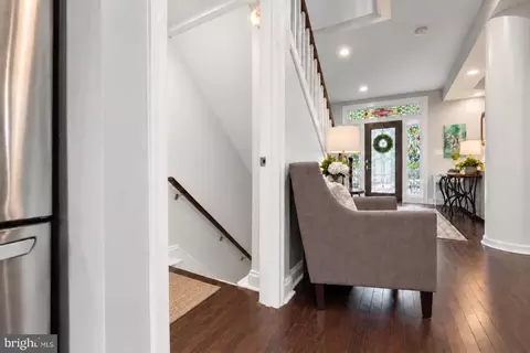 Entry Way - 2327 W Lanvale St, Baltimore, MD 21216 photo 7 of 12