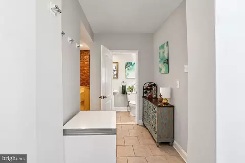 Entry Way - 2327 W Lanvale St, Baltimore, MD 21216 photo 4 of 12