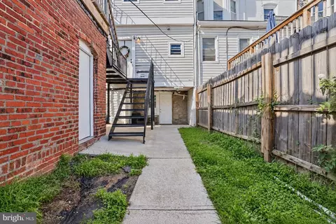 Exterior - 2327 W Lanvale St, Baltimore, MD 21216 photo 6 of 7