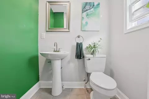 Bath - 2327 W Lanvale St, Baltimore, MD 21216 photo 1 of 3