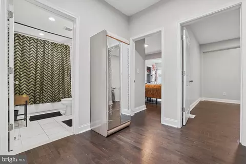 Entry Way - 2327 W Lanvale St, Baltimore, MD 21216 photo 10 of 12