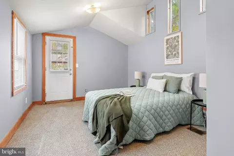 Bedroom - 1742 E Lombard St, Baltimore, MD 21231 photo 2 of 8