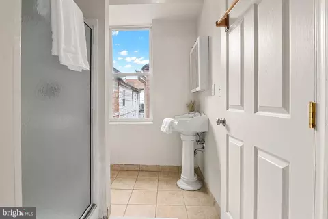 Bath - 1742 E Lombard St, Baltimore, MD 21231 photo 3 of 4