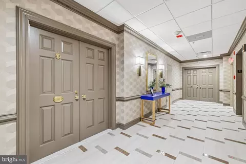 Entry Way - 10 E Lee St #802, Baltimore, MD 21202 photo 1 of 5