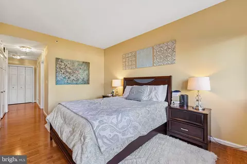 Bedroom - 10 E Lee St #802, Baltimore, MD 21202 photo 2 of 6