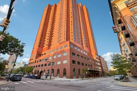 10 E Lee St #802, Baltimore, MD 21202