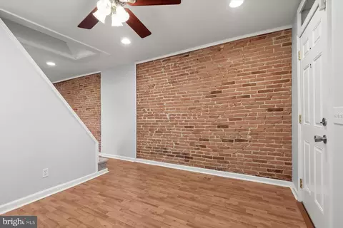 Entry Way - 1620 Marshall St, Baltimore, MD 21230 photo 3 of 6
