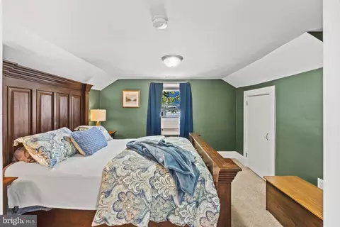 Bedroom - 3102 Echodale Ave, Baltimore, MD 21214 photo 3 of 6