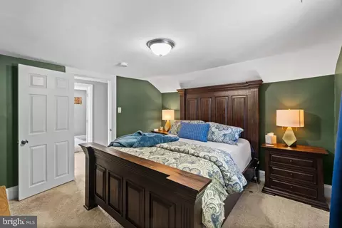 Bedroom - 3102 Echodale Ave, Baltimore, MD 21214 photo 4 of 6