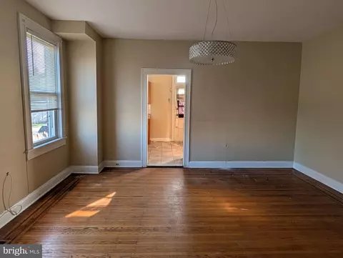 Living - 3245 Dudley Ave, Baltimore, MD 21213 photo 6 of 8