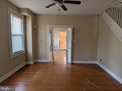 Living - 3245 Dudley Ave, Baltimore, MD 21213 photo 4 of 8