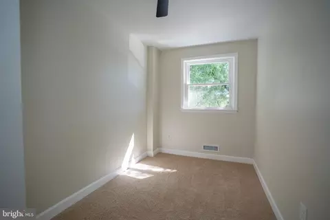 Bedroom - 4760 Elison Ave, Baltimore, MD 21206 photo 3 of 5